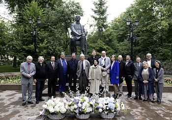 Возложение цветов к памятнику С.В. Рахманинова (22.06.2025)