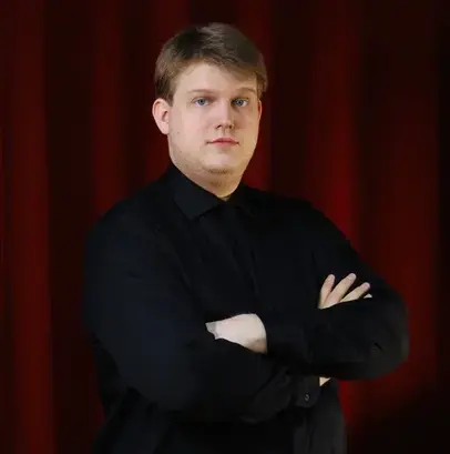 Олег Худяков